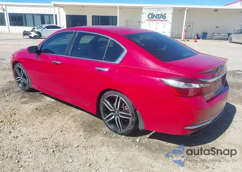 2016 Honda Accord Sport z USA, uszkodzony, nr VIN 1HGCR2F51GA033130